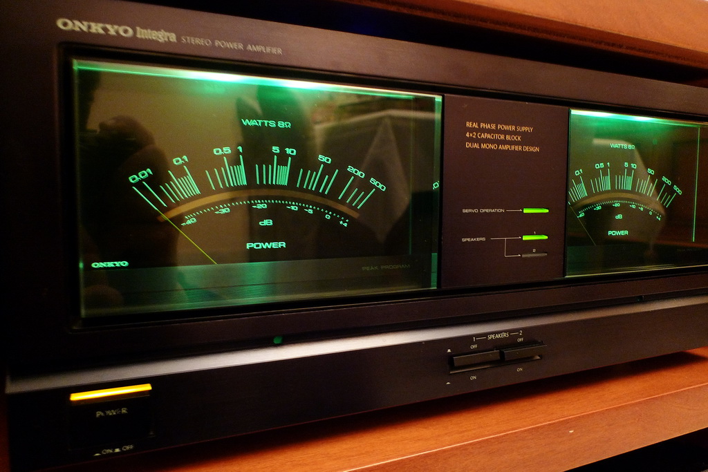 9onkyom504integraamplif.jpg