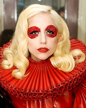 lady_gaga_hair_style_8.jpg