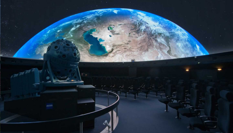 1487244818_bg_planetarium.jpg