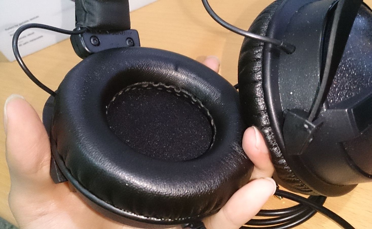 Beyerdynamic_DT_770.jpg