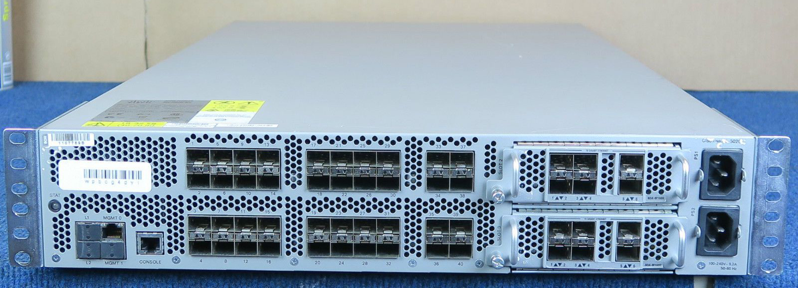 cisco_nexus_5020_n5k_c5020p_bf_40port_10gb_gigabit_ethernet_switch_2_x_n5k_m1600_39000_p.jpg