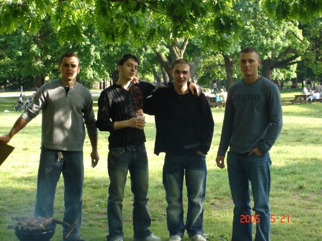 8_640x480.jpg