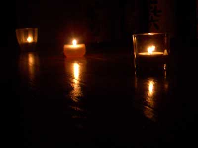 040619candle_night.jpg