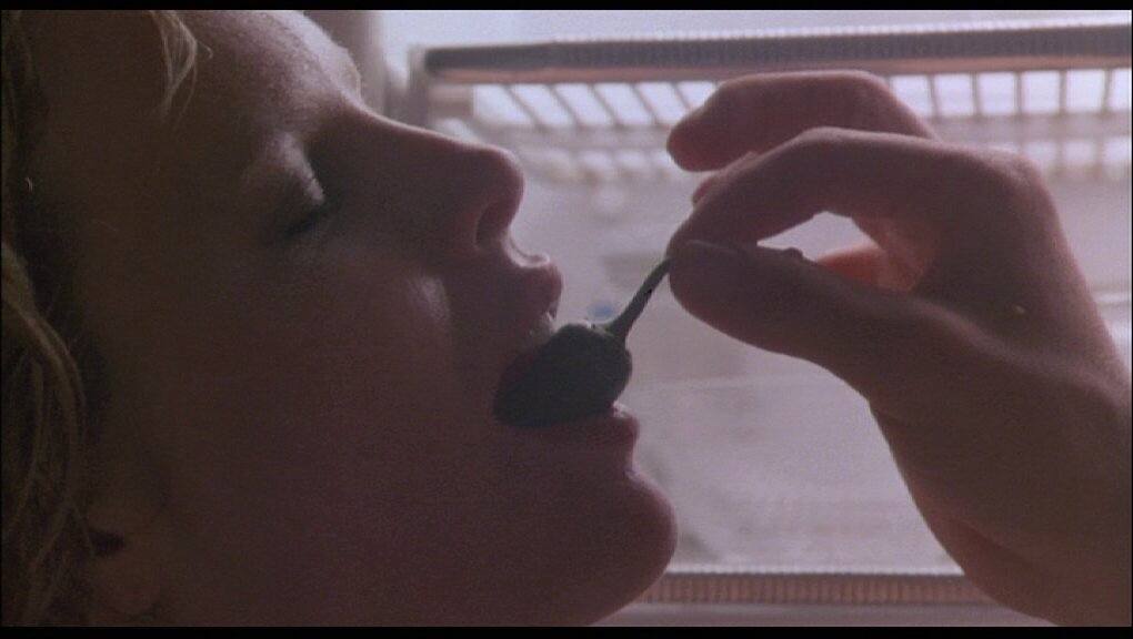 nine_and_a_half_weeks_kim_basinger043.jpg