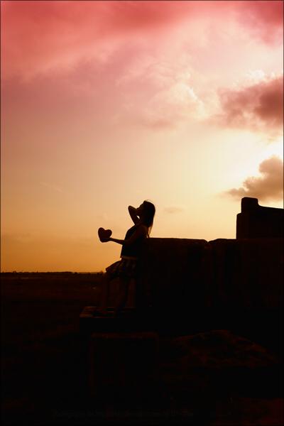 Kiss_the_sunset_by_D4D1.jpg