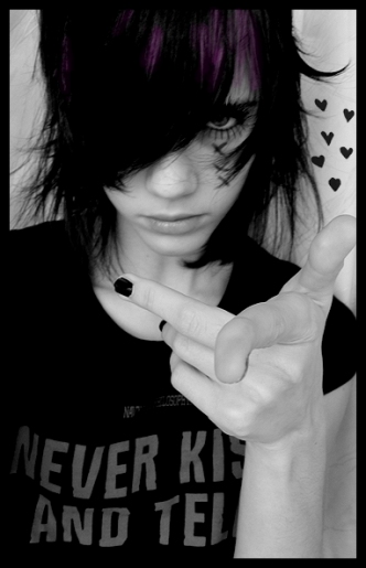 I_want_you_dead__by_xtemporarywoundsx.jpg
