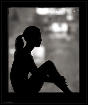 __window_silhouette___by_SaschaHuettenhain.jpg