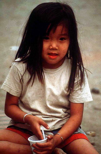 laos_girl.jpg