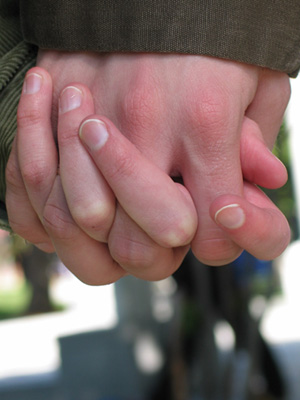holding_hands.jpg