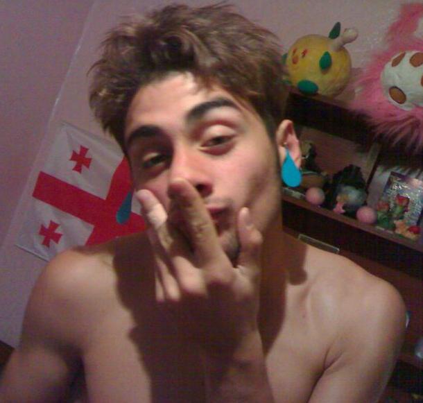 29092007771___P_.jpg