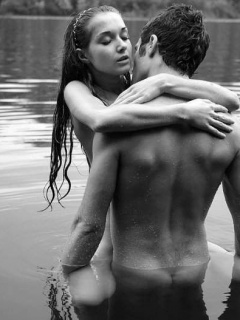 Love_In_Lake.jpg