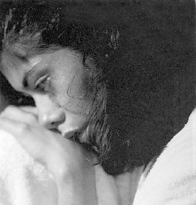 CryingIraqiWoman.jpg