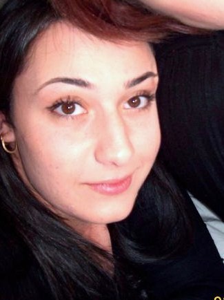 GQmQAh663549_02.jpg