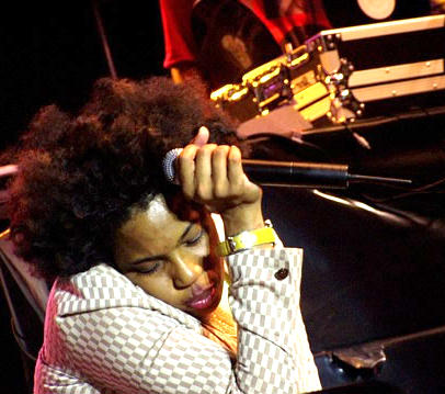 macy_gray_110.jpg
