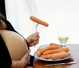 pregnant_woman_food_and_drink_2_AJHD.jpg