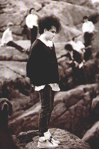 robert_smith_the_cure.jpg