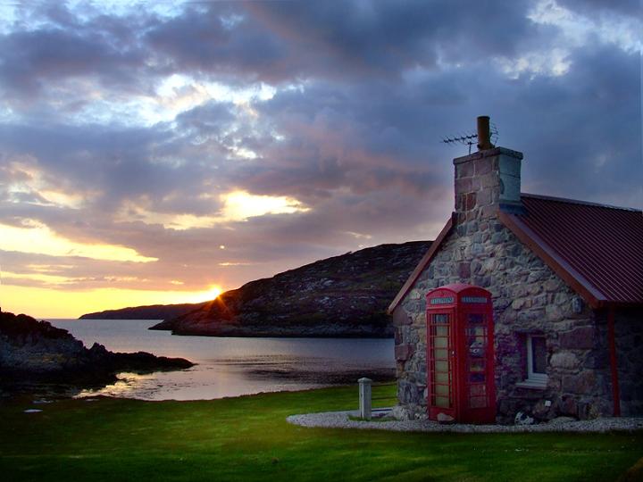 Seashore_Cottage_by_toms_art.jpg