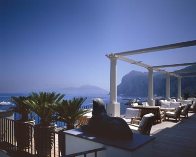 13016_outdoor_decking_jk_place_capri_capri_italy.jpg