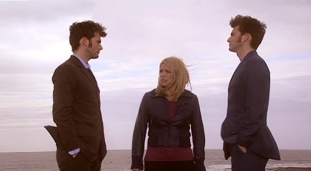 4x13_journey_s_end_screencaps_doctor_rose_badwolf_tenth_rose_3543783_640_352.jpg