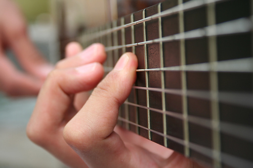 classical_guitar.jpeg