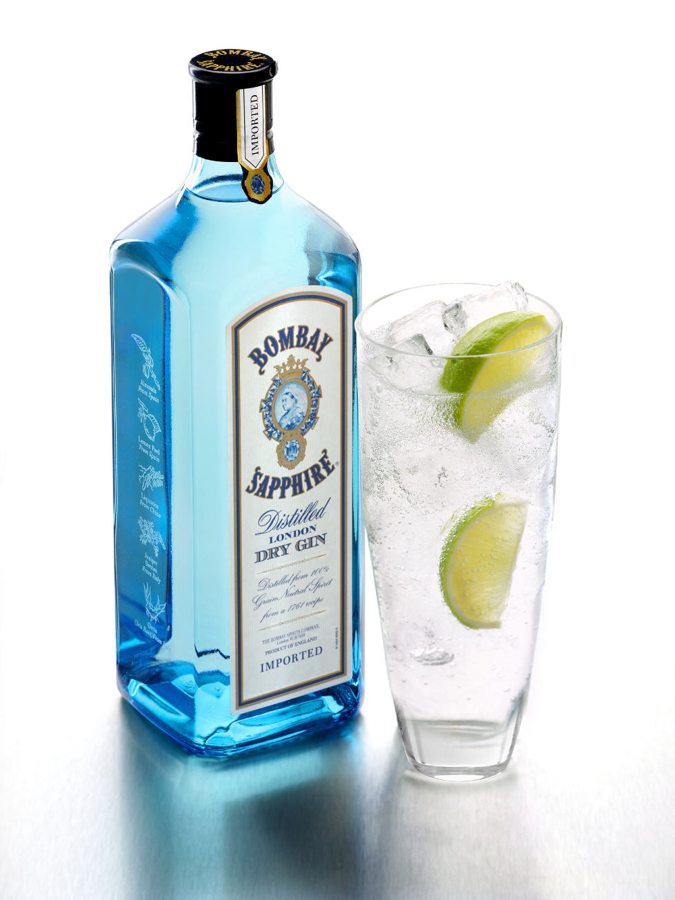 Bombay_Sapphire_and_Tonic.jpg