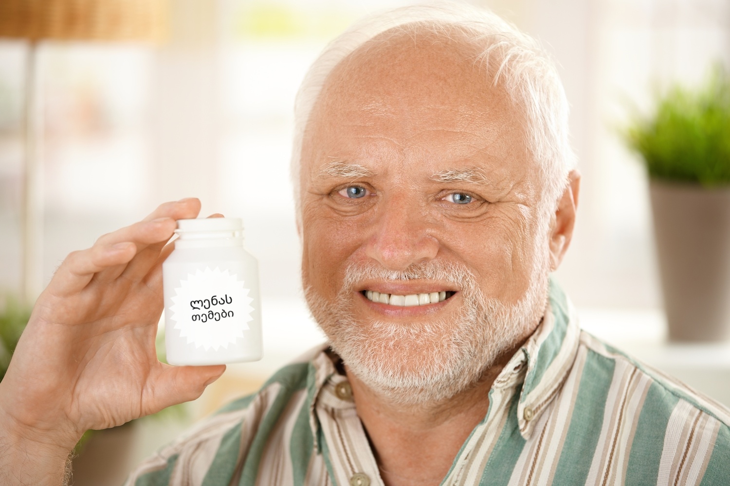 DyHIQ3A_02.jpeg