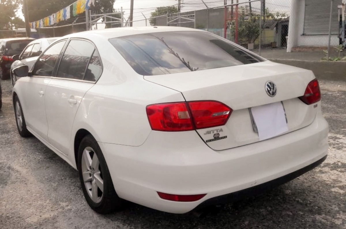 2013_vw_jeta_4f2hes8t_1.jpg