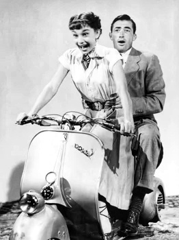 rsz_1roman_holiday_vespa_9061_01.jpeg