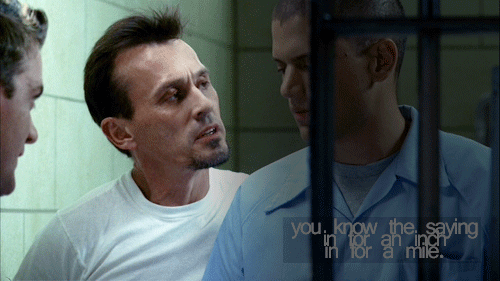 tumblr_ll0a1e6jpB1qcnxvno1_500.gif