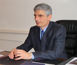rector_xubua.jpg