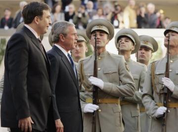 bush_v_tbilisi.jpg