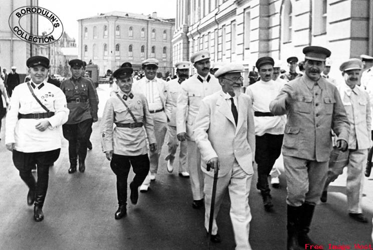 stalin_and_Co_copy.jpg