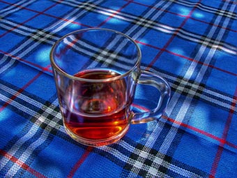 800px_Glass_of_tea_05119.jpg