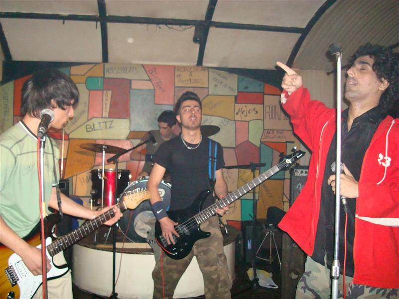 agonia_live.JPG