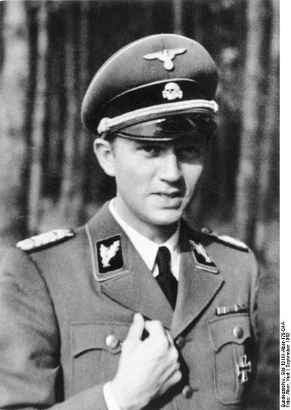 426px_Bundesarchiv_Bild_101III_Alber_178_04A__Walter_Schellenberg.jpg
