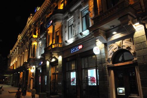 Night_Shot_Tbilisi_3.jpg