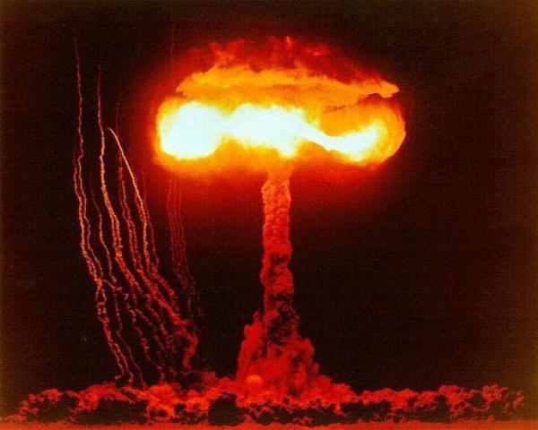 Nuclear_Explosion_600x480.jpg