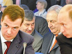 medved_putin_defacto.jpg