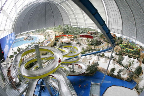 mim_tropical_island_157709b.jpg