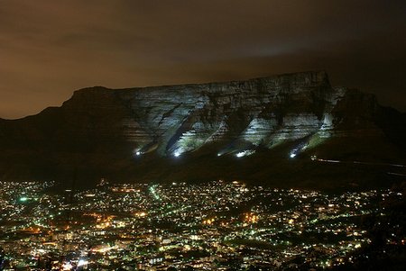table_mountain_night_lights.jpg