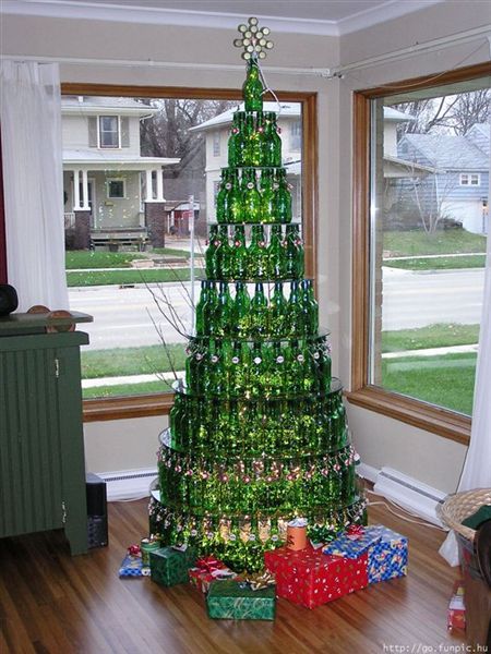artificial_christmas_tree.jpg