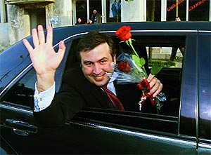 saakashviliroses.jpg