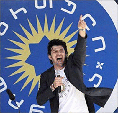 9e8804781cf2.gif