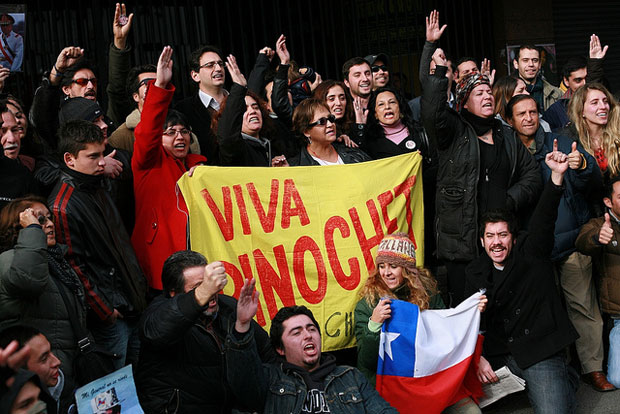 Pinochetistas1.jpg