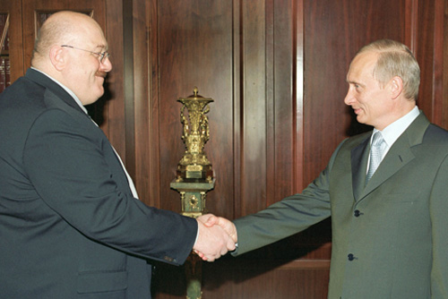 Vladimir_Putin_30_May_2002_2_i_bendukidze.jpg