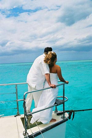 beach_luxury_yacht_wedding.jpg