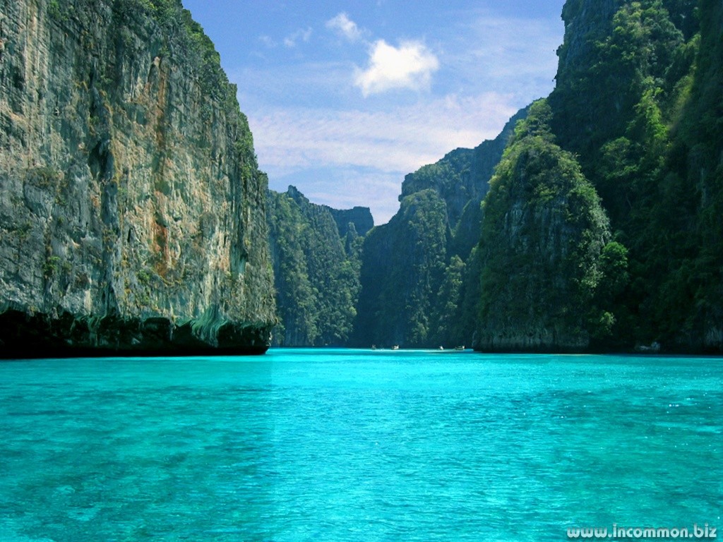Sea_Desktop_Wallpaper.jpg