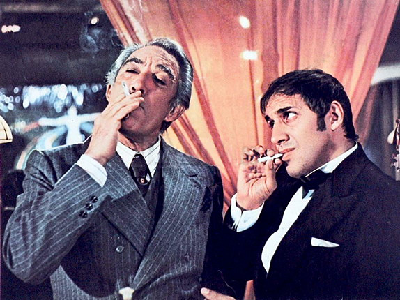 Anthony_Quinn_and_Adriano_Celentano_in_Bluff_Storia_di_truffe_e_di_imbroglioni_19761.jpg