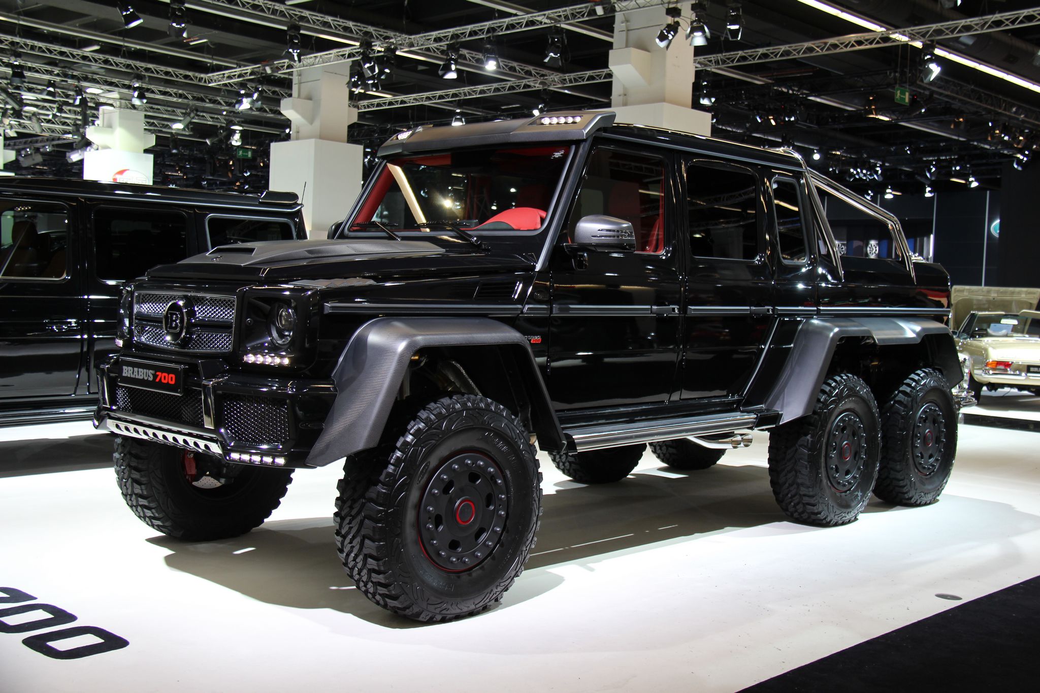 Мерседес бенц т80. Brabus w463 6x6. Гелендваген Брабус 2023. Мерседес Гелендваген 2023. Мерседес Гелендваген 2023 Брабус.