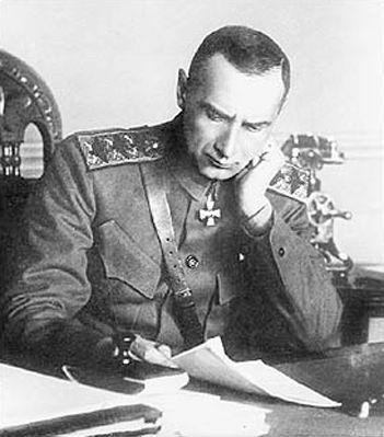 Kolchak_chef_supr__me_de_la_Russie.jpg